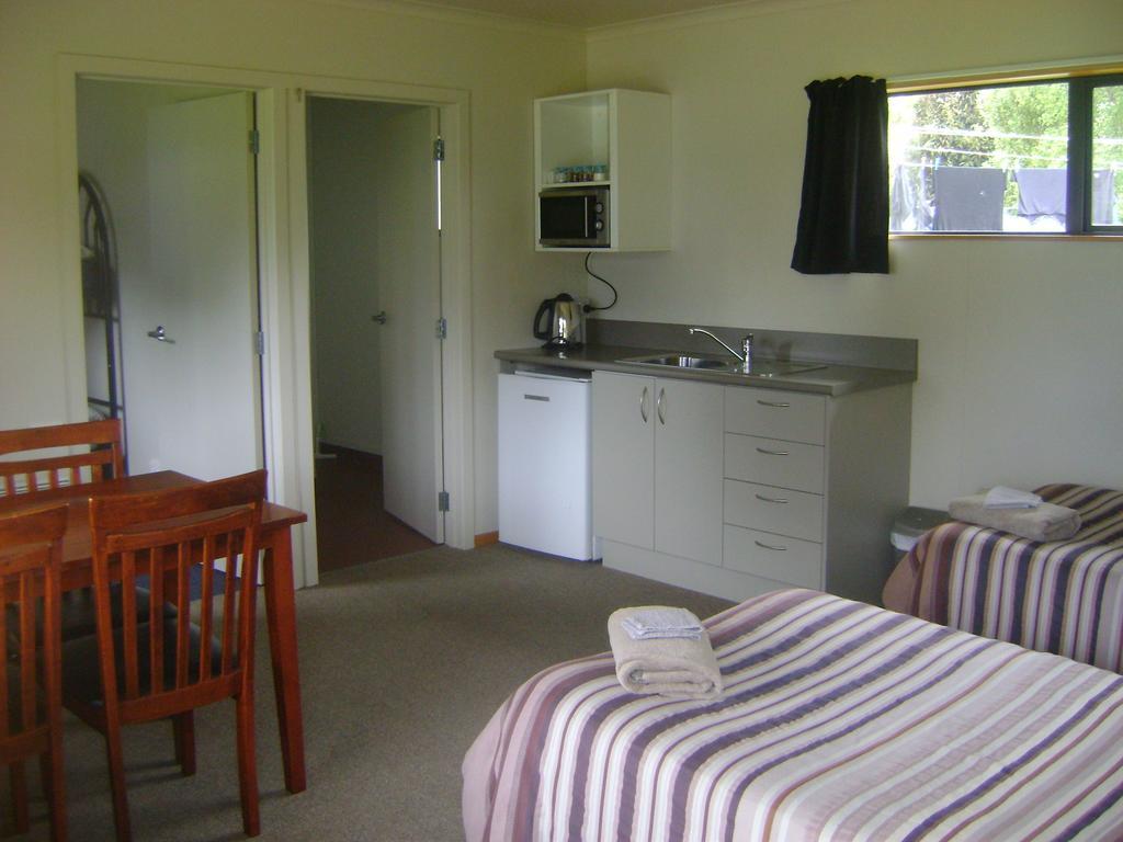 Catlins Newhaven Holiday Park Owaka الغرفة الصورة